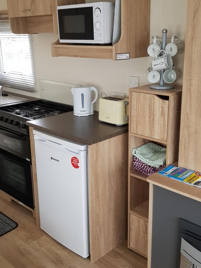 Delta Santana Apartment Looe Luaran gambar