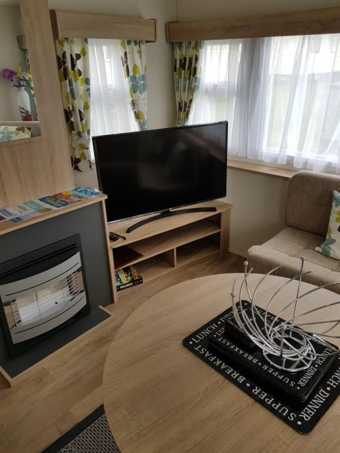 Delta Santana Apartment Looe Luaran gambar