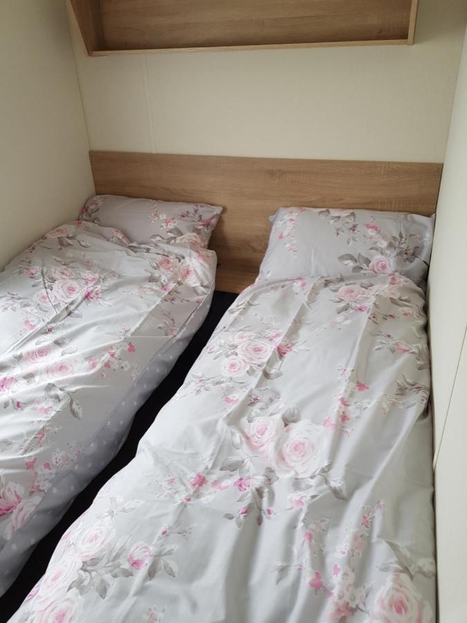 Delta Santana Apartment Looe Luaran gambar